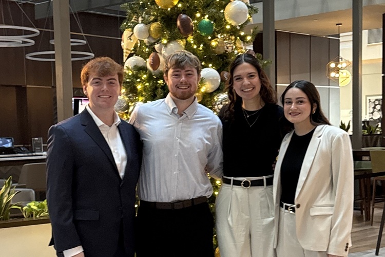 UISRM case team prior to presentations